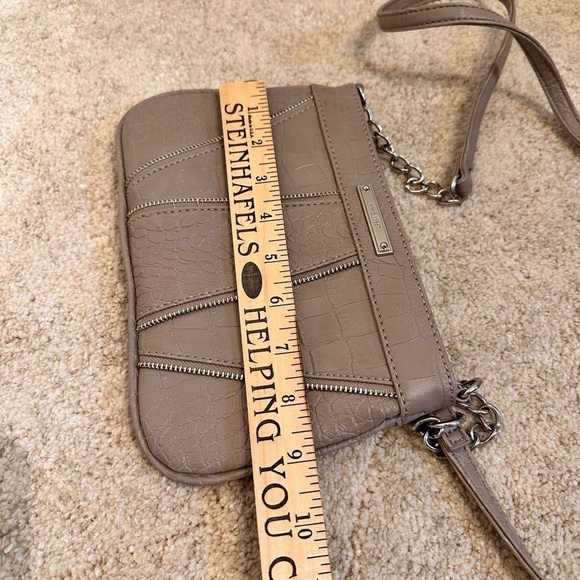 Nine West Taupe Alligator Print Crossbody Purse with Silver Metal Accents - Picture 10 of 11